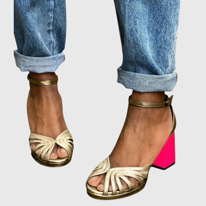 Noelyrah | Talons Sophistiqués