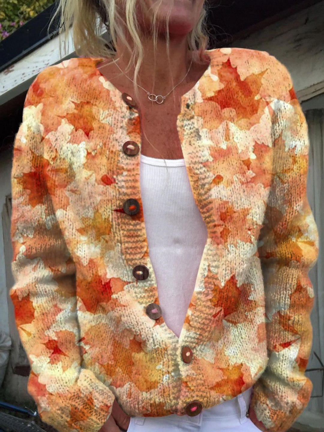 Coralie | Cardigan tricoté à feuilles d’érable automnales